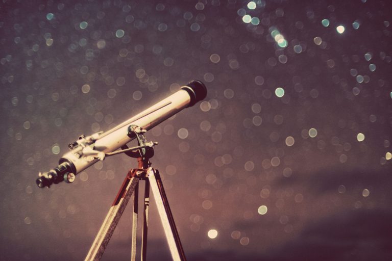 The Best Refractor Telescopes For True Space Enthusiasts